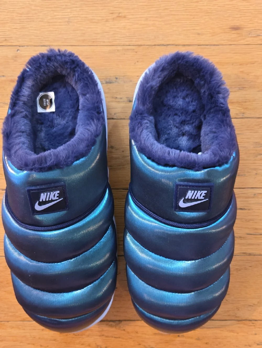 Nike Burrow SE Women's Sz 8 Slippers Comfort Iridescent/Purple HV5886 002